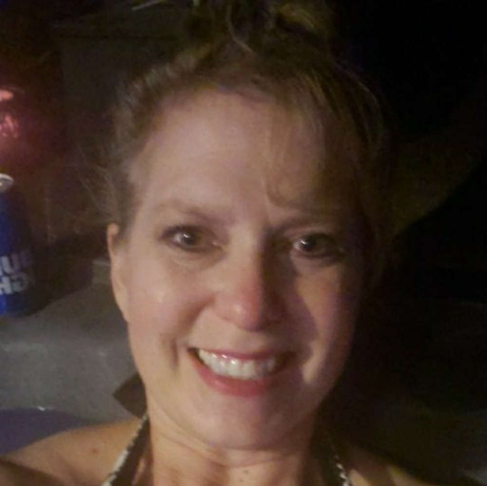 Meet your Posher, Chrys